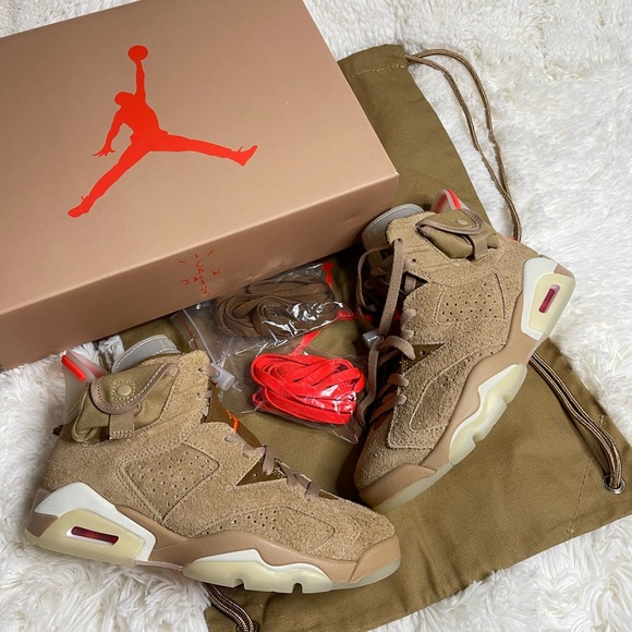 travis scott british khaki box